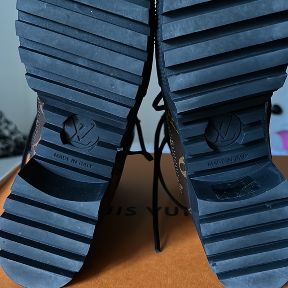 Laureate Platform Desert Boot - Picture 5 of 11